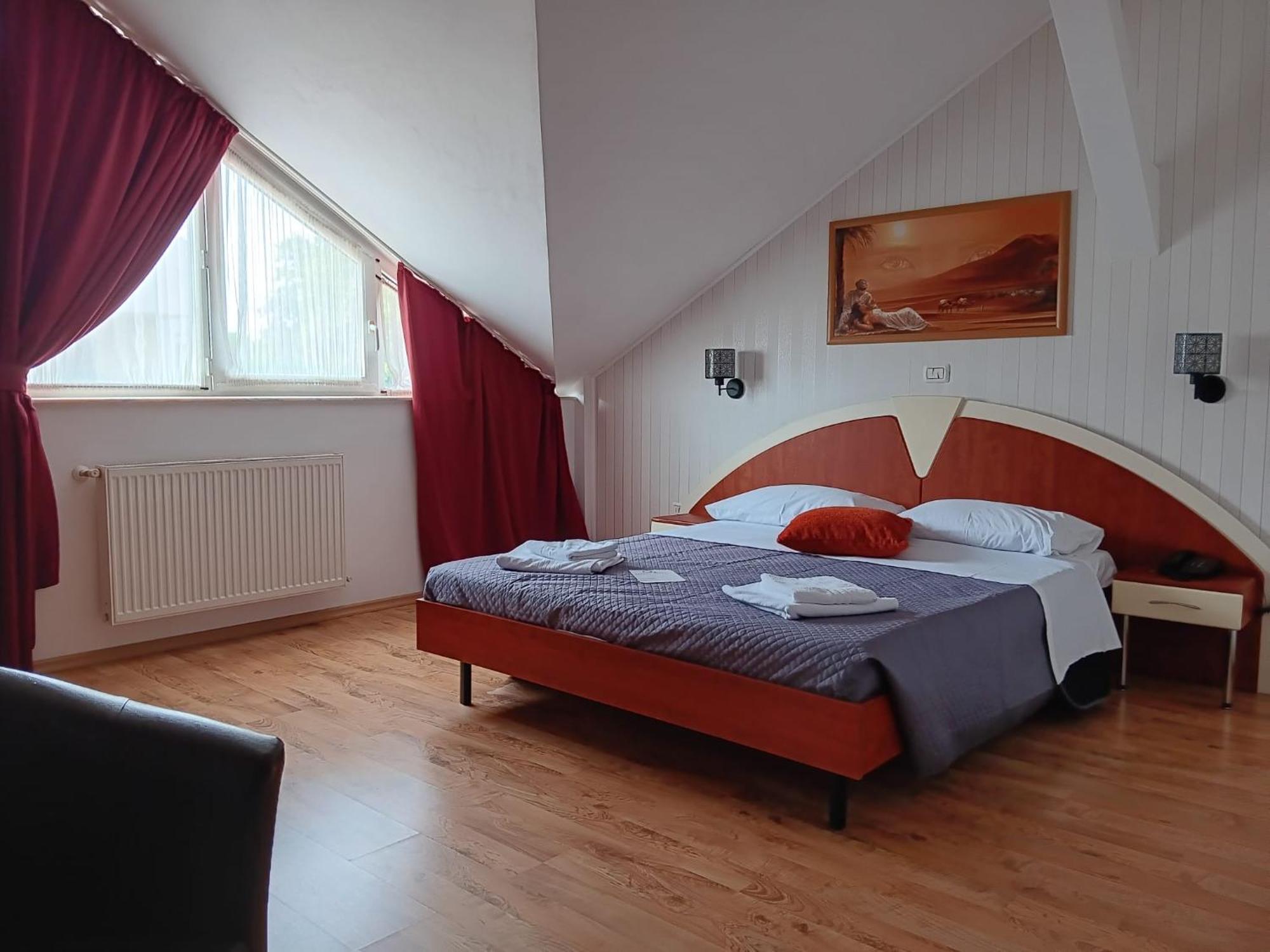 Hotel Vila Veneto Timişoara Eksteriør bilde