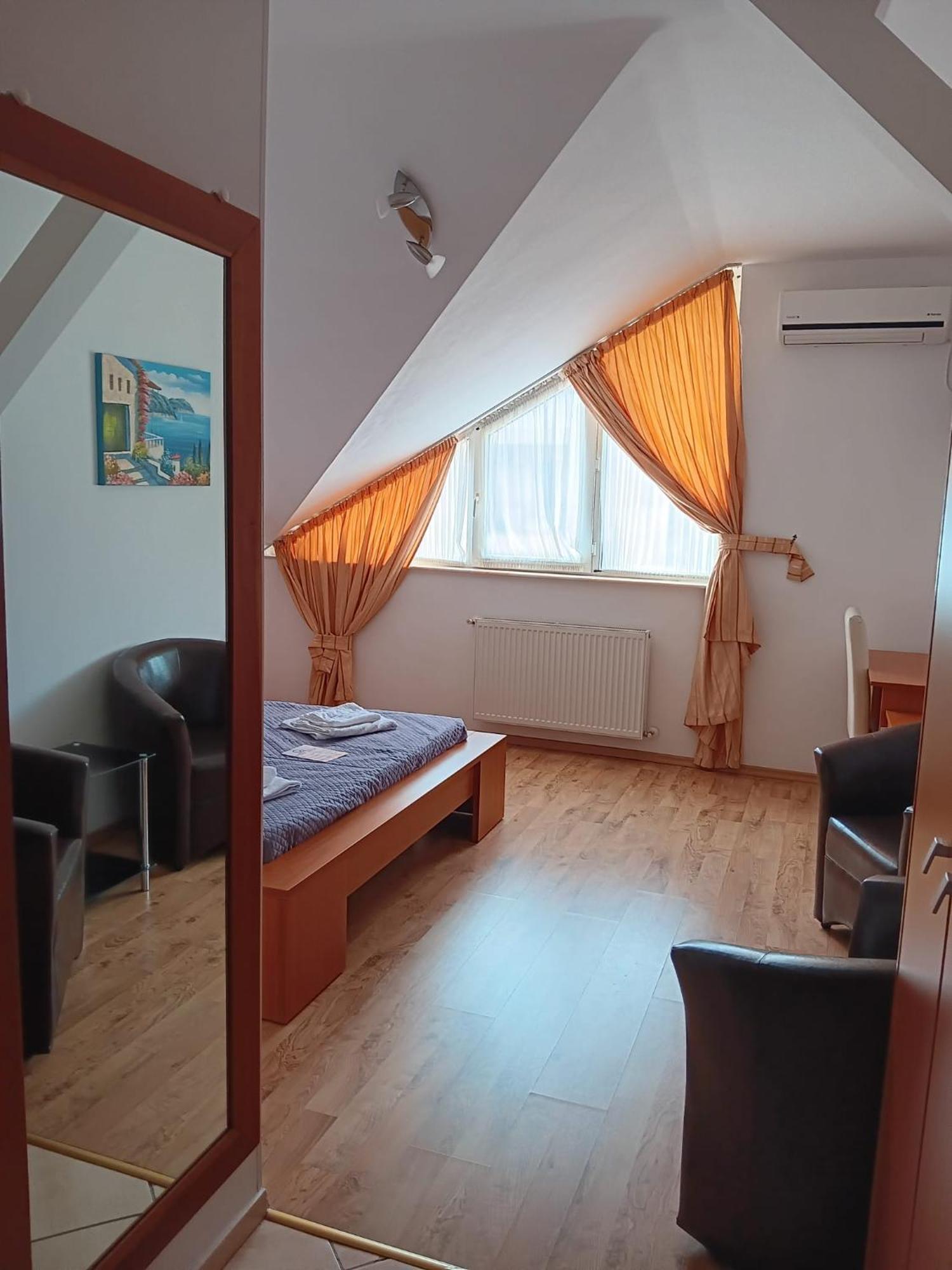 Hotel Vila Veneto Timişoara Eksteriør bilde