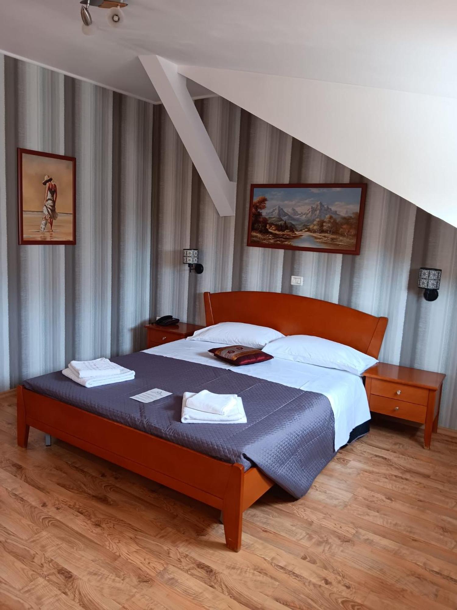 Hotel Vila Veneto Timişoara Eksteriør bilde