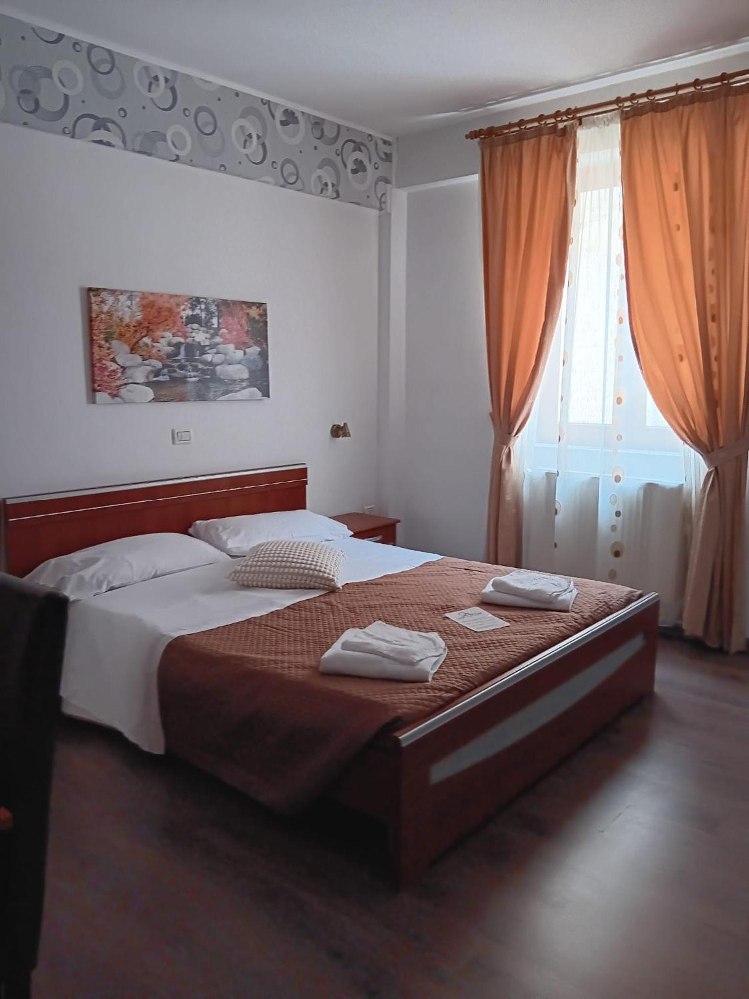Hotel Vila Veneto Timişoara Eksteriør bilde